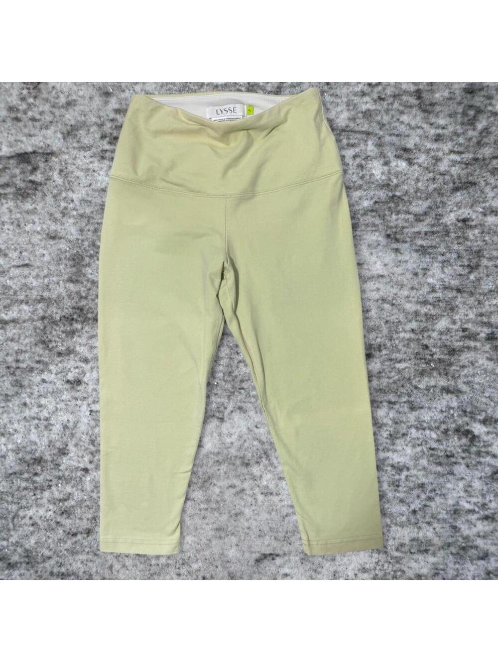 Lyssé Chartreuse Lime Green High-Rise Cropped Leggings - Size S